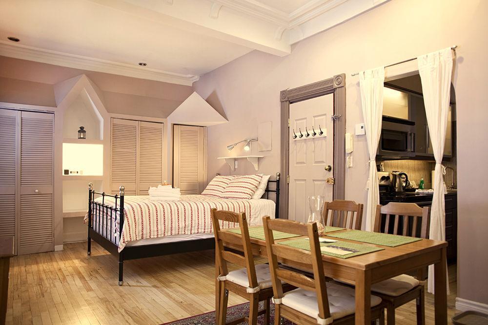 Gite University Bed And Breakfast Montreal Exterior photo