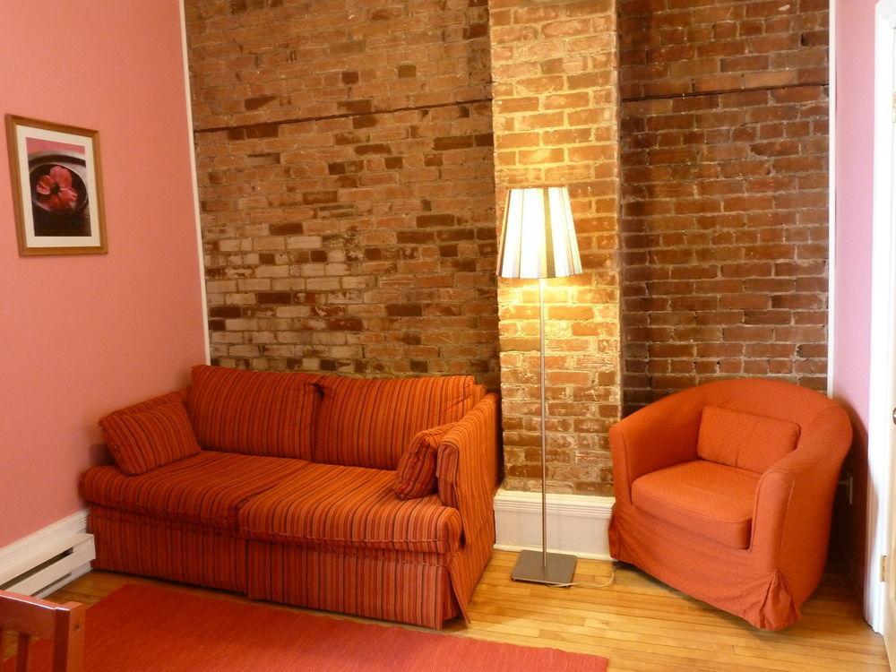 Gite University Bed And Breakfast Montreal Exterior photo